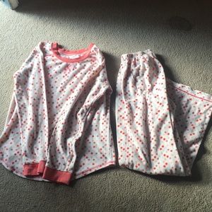 Pajamas size regular? The size tags were torn off